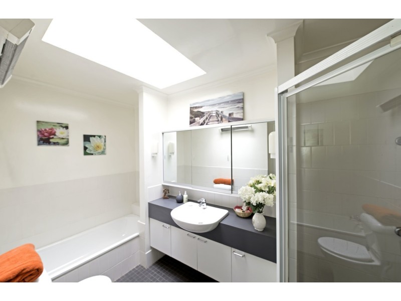 1 Bates Street, Dickson ACT 2602