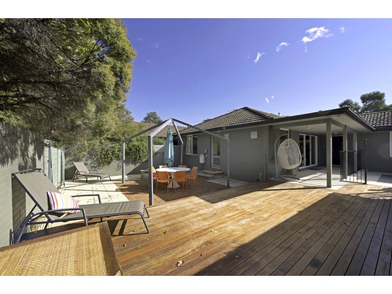 1 Bates Street, Dickson ACT 2602