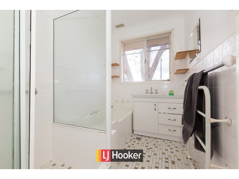 12 Grylls Crescent, Cook ACT 2614