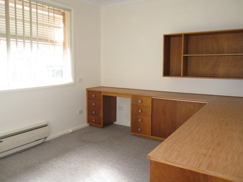 8 Skeats Street, Hackett ACT 2602