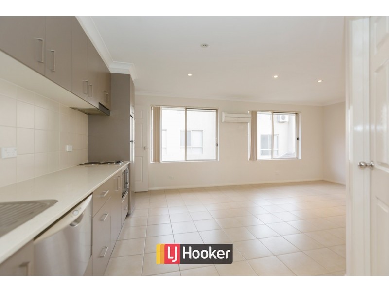 6 Huyer Street, Gungahlin ACT 2912