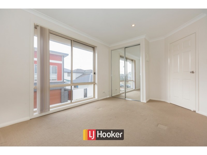 6 Huyer Street, Gungahlin ACT 2912