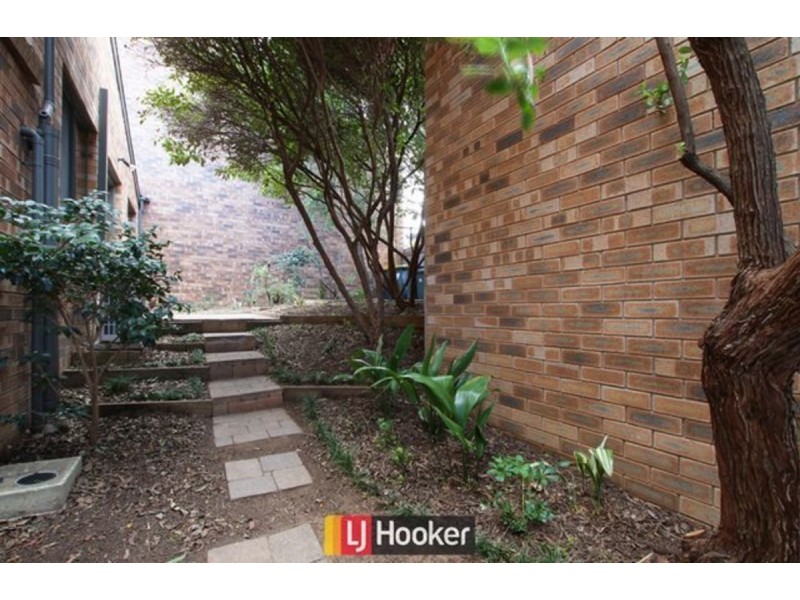 6/18 Horbury Street, Phillip ACT 2606