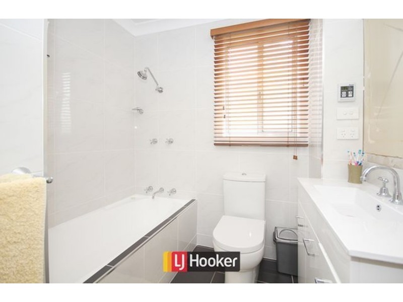 122 Cowper Street, Dickson ACT 2602