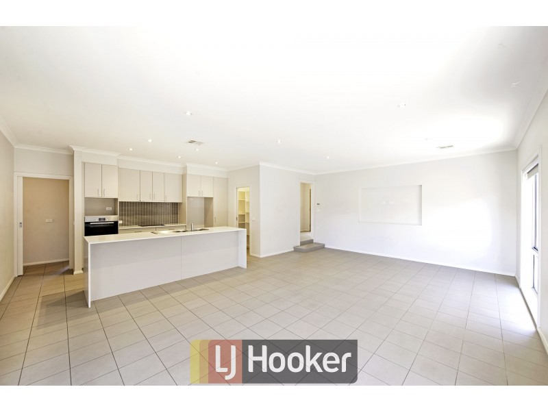 6 Selleck Street, Casey ACT 2913
