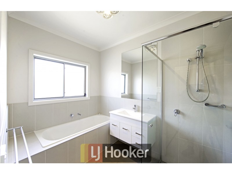 6 Selleck Street, Casey ACT 2913