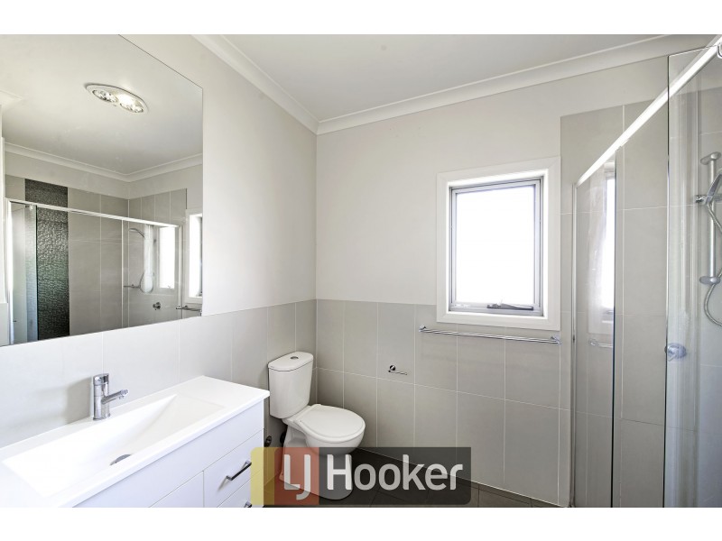 6 Selleck Street, Casey ACT 2913