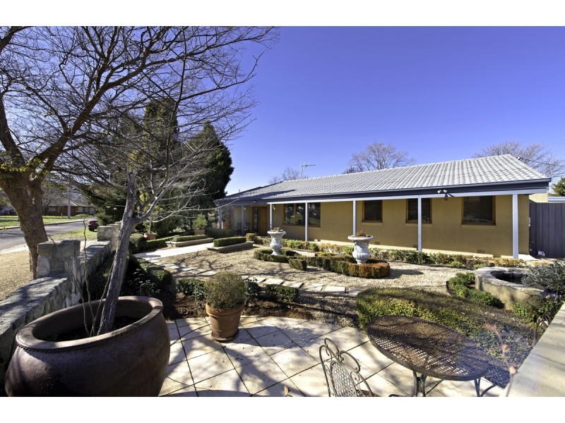 26 Cadell Street, Downer ACT 2602