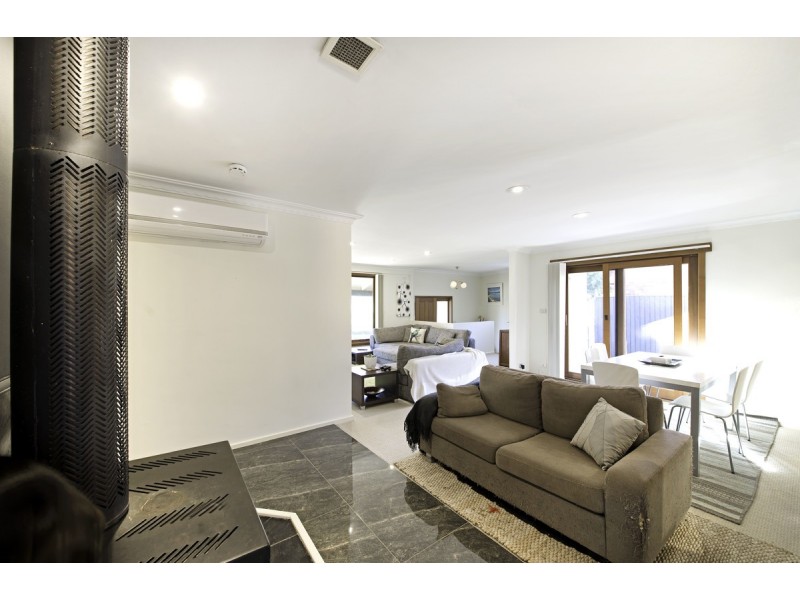 26 Cadell Street, Downer ACT 2602