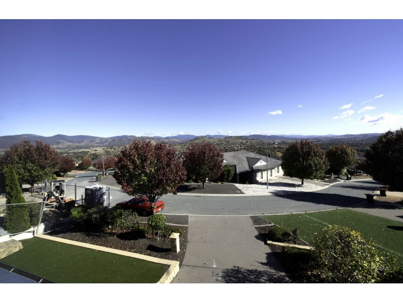 21 Wittunga Crescent, Banks ACT 2906