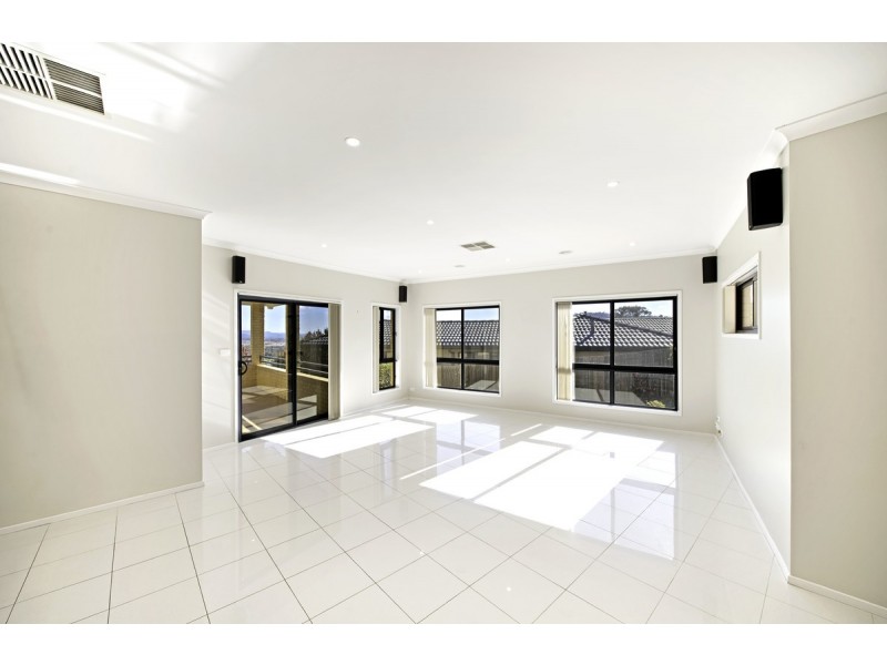 21 Wittunga Crescent, Banks ACT 2906