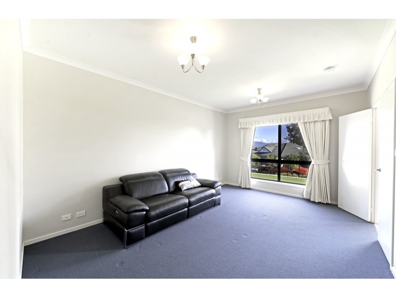 21 Wittunga Crescent, Banks ACT 2906