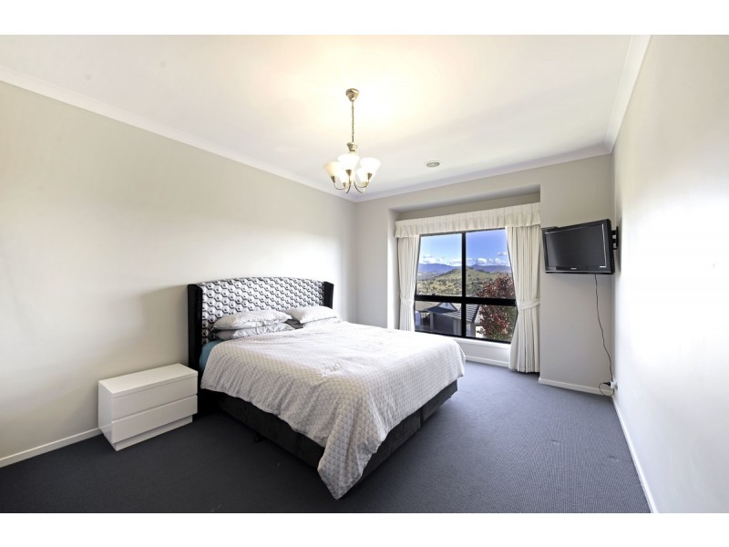 21 Wittunga Crescent, Banks ACT 2906