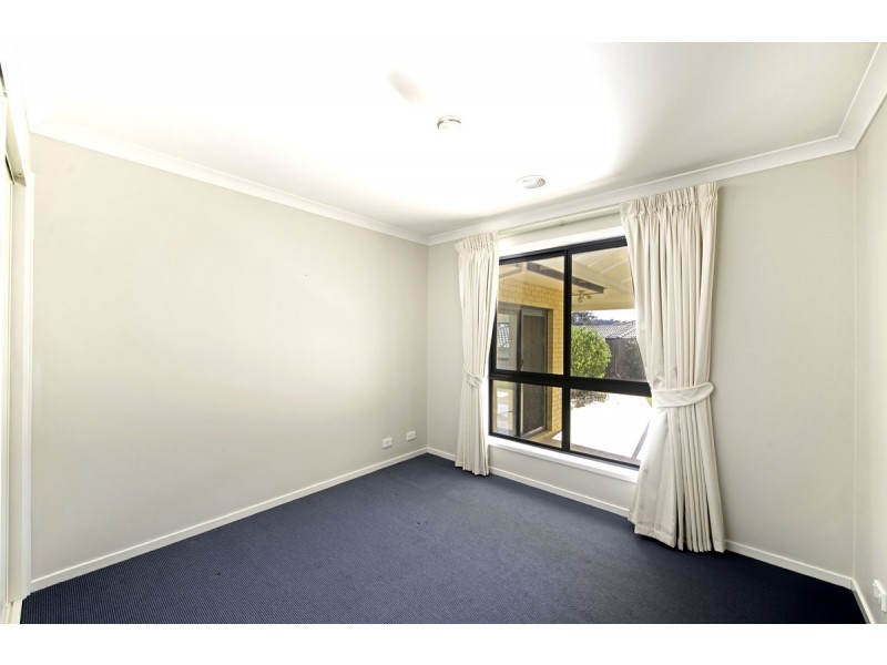 21 Wittunga Crescent, Banks ACT 2906