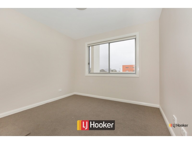 33/241 Flemington Road, Franklin ACT 2913