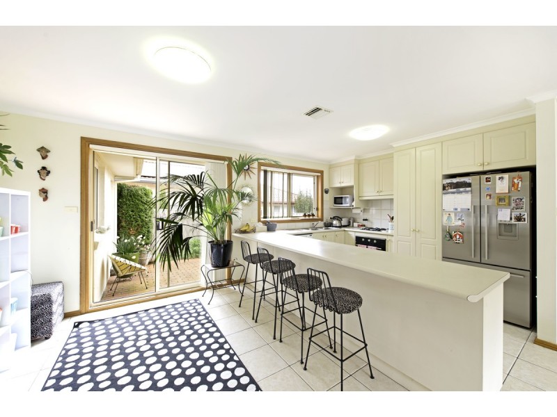 2/5 Taronga Place, O’malley ACT 2606
