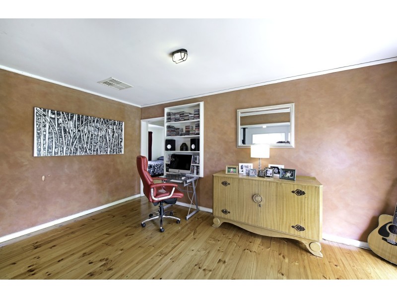 15 Burnside Street, Watson ACT 2602
