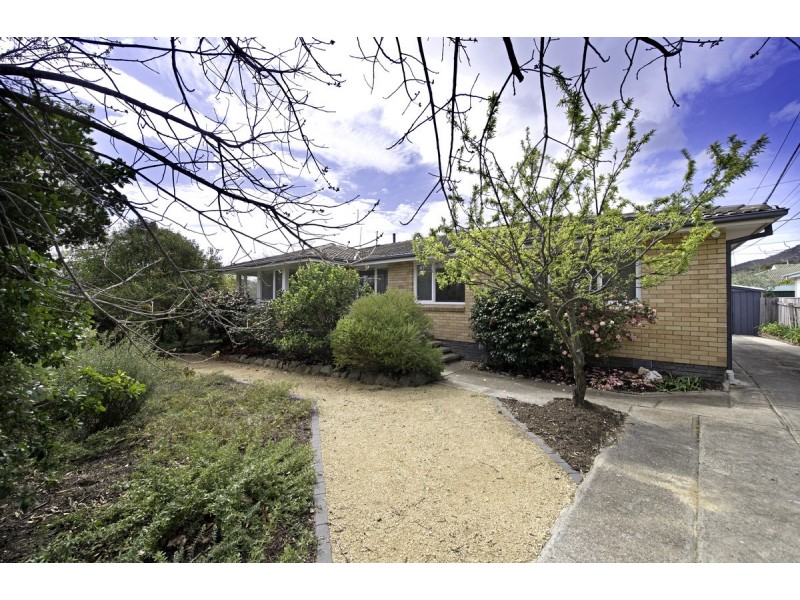 14 Brennan Street, Hackett ACT 2602