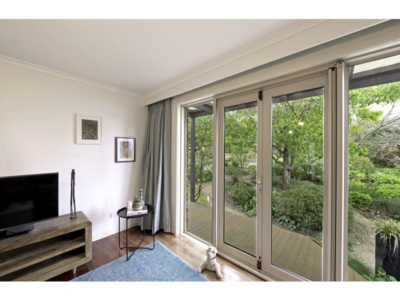 4 Dyson Street, Lyneham ACT 2602