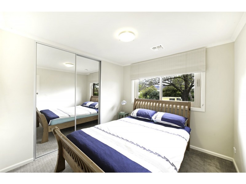 4 Dyson Street, Lyneham ACT 2602