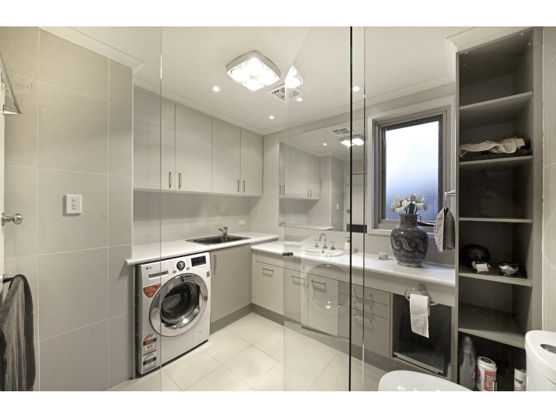 4 Dyson Street, Lyneham ACT 2602