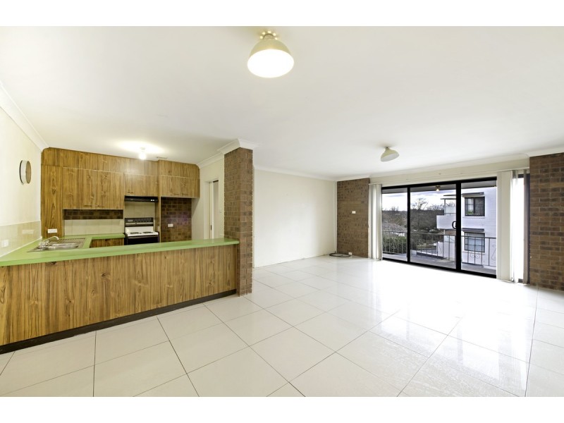 18/103 Canberra Avenue, Griffith ACT 2603