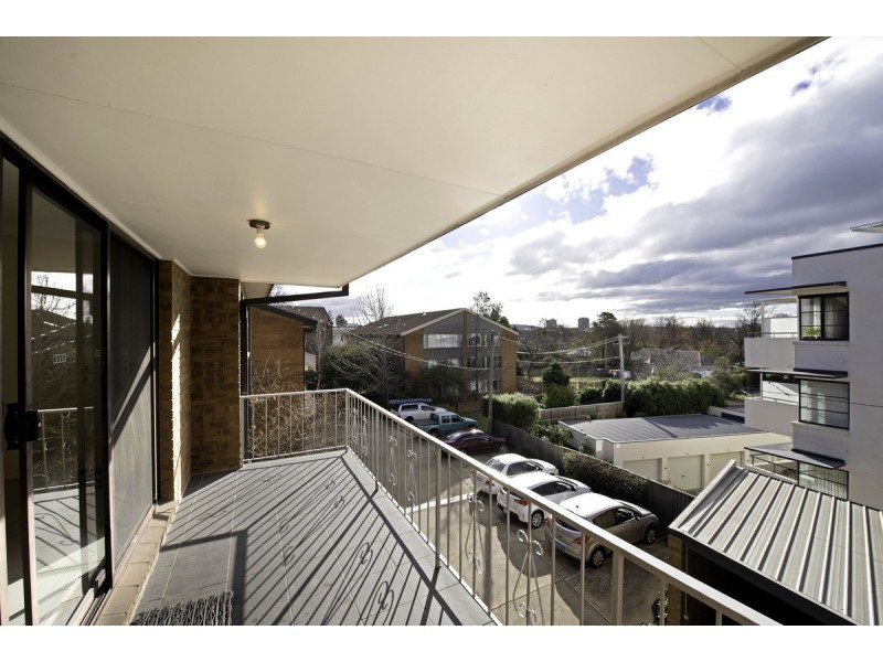 18/103 Canberra Avenue, Griffith ACT 2603