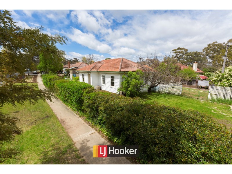 15 Hargraves Crescent, Ainslie ACT 2602