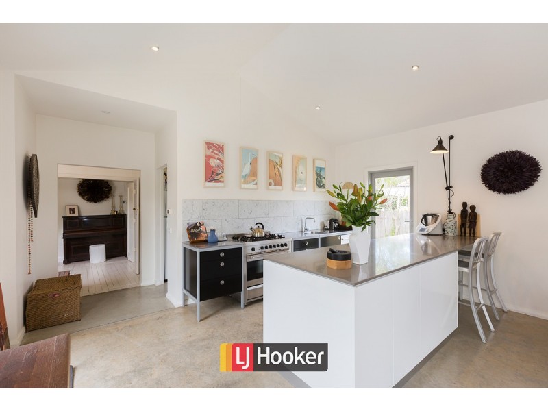 15 Hargraves Crescent, Ainslie ACT 2602