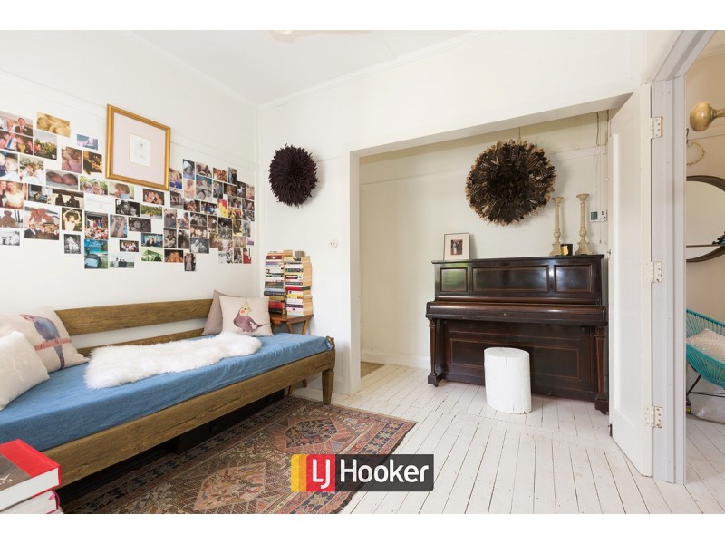 15 Hargraves Crescent, Ainslie ACT 2602