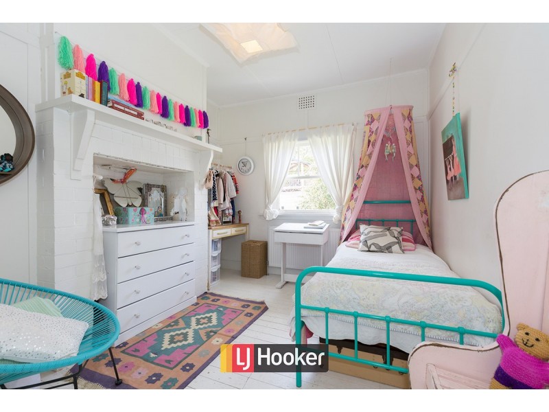 15 Hargraves Crescent, Ainslie ACT 2602