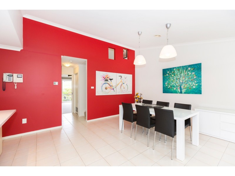 8/22 Aroona Court, Ngunnawal ACT 2913