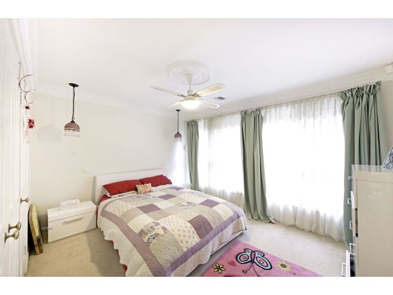 11 Eaves Street, Holt ACT 2615