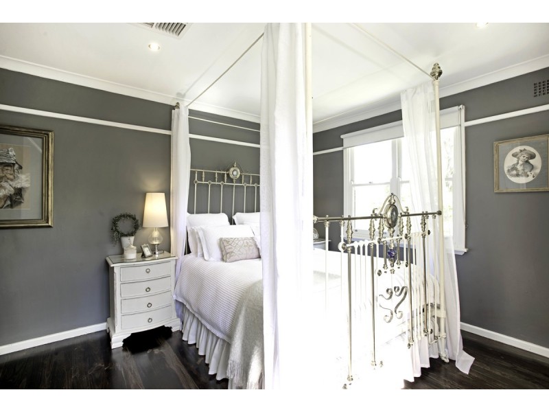 18 Piper Street, Ainslie ACT 2602