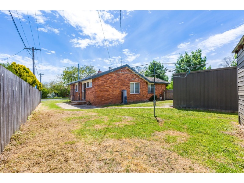 17 Atherton Street, Downer ACT 2602