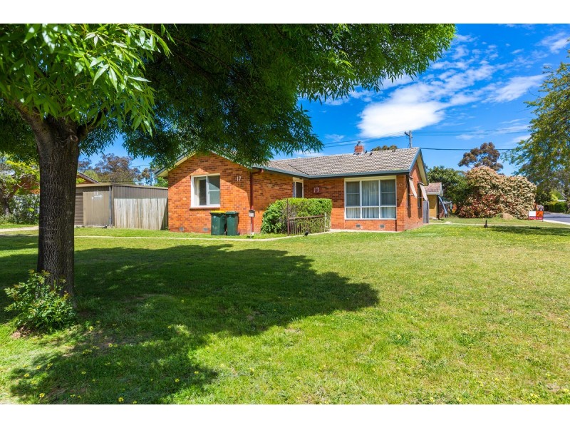 17 Atherton Street, Downer ACT 2602