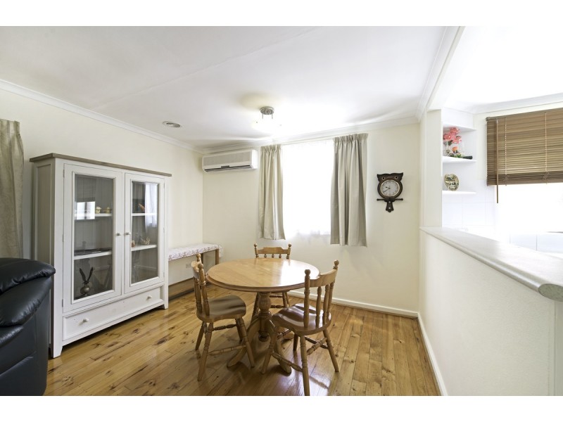 8 Lowrie Street, Dickson ACT 2602