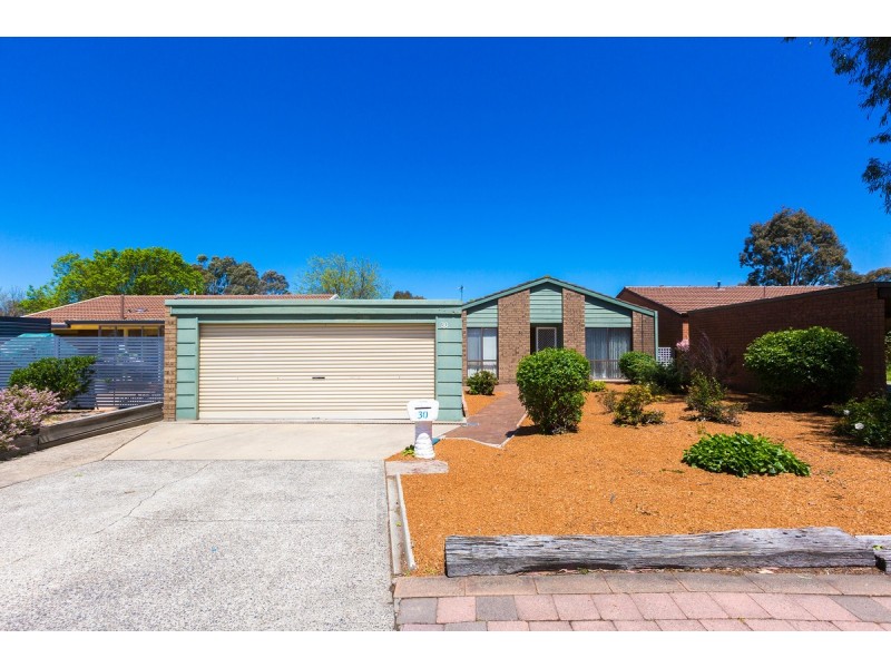 30 Bemboka Crescent, Kaleen ACT 2617