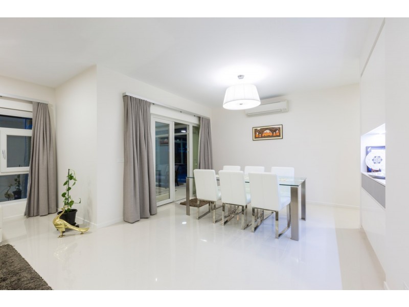 30 Dorothy Green Crescent, Franklin ACT 2913