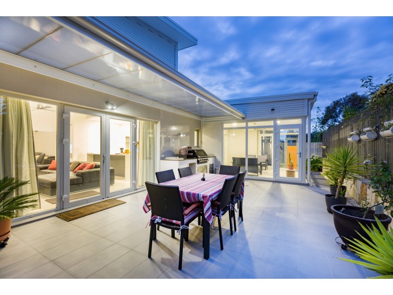 30 Dorothy Green Crescent, Franklin ACT 2913