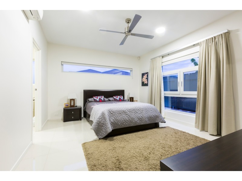 30 Dorothy Green Crescent, Franklin ACT 2913