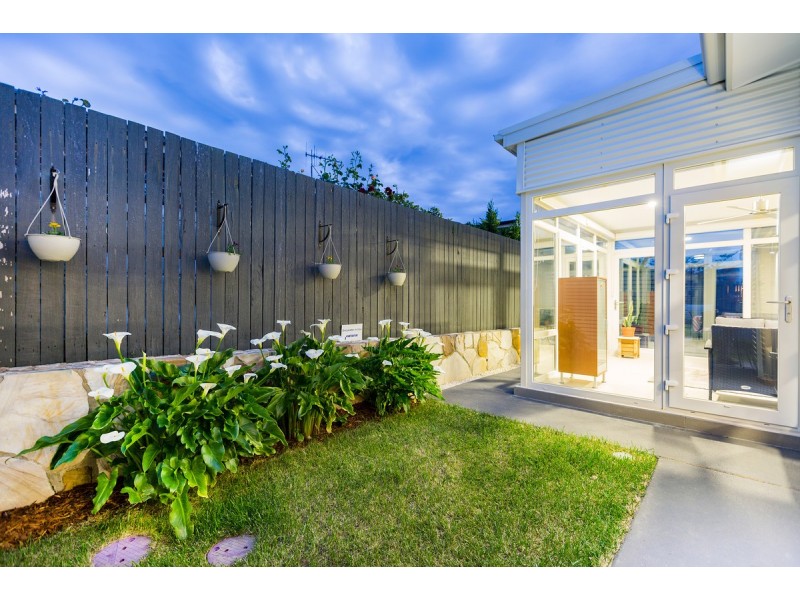 30 Dorothy Green Crescent, Franklin ACT 2913