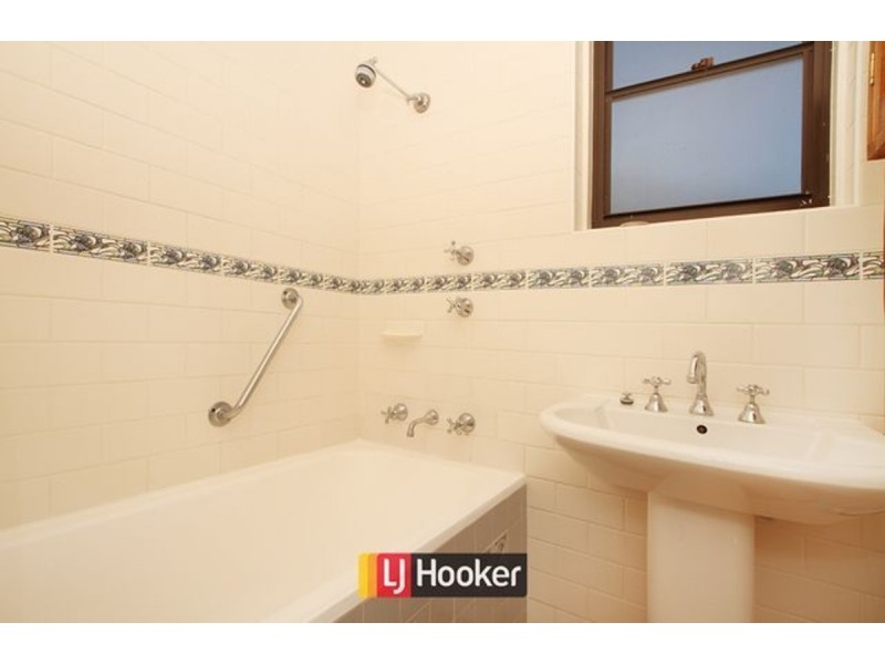 24 Cassinia Street, O’connor ACT 2602