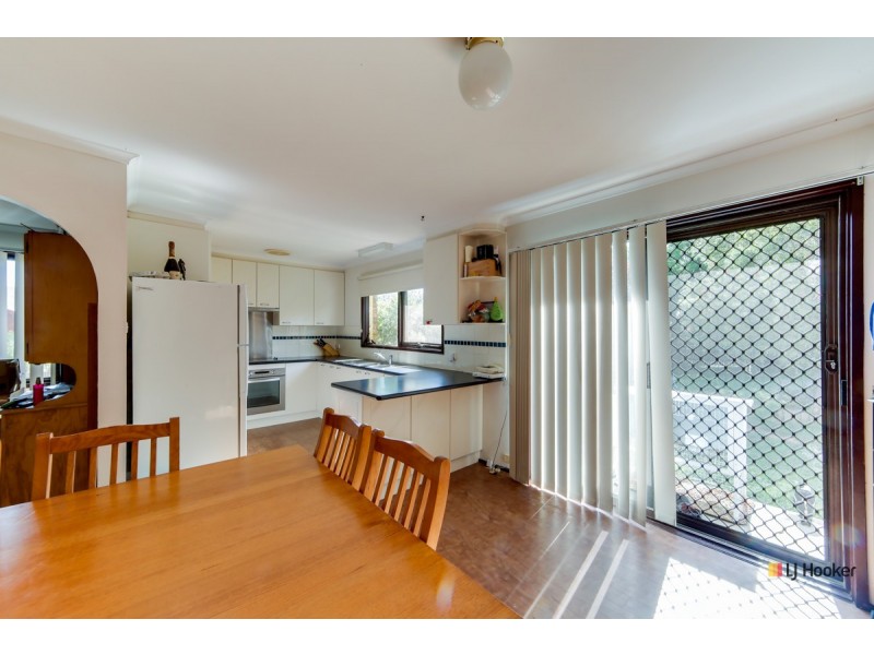 12 Hirst Place, Giralang ACT 2617