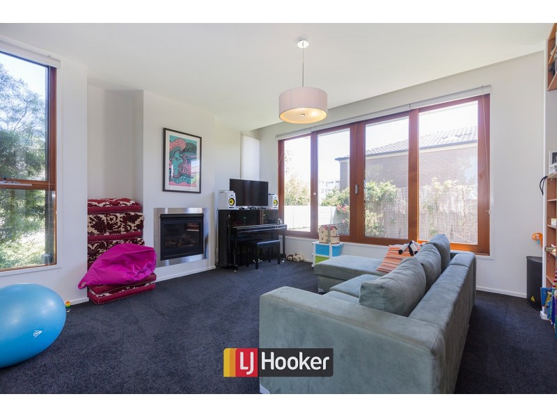 1 Ningaloo, Harrison ACT 2914