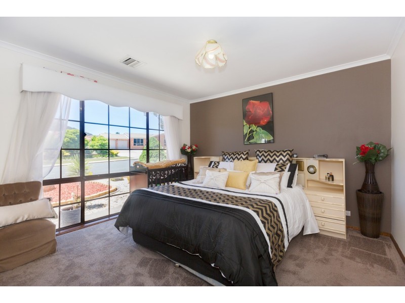 50 Brudenell Drive, Jerrabomberra NSW 2619