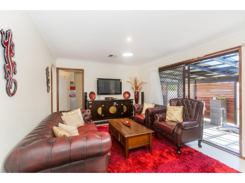 50 Brudenell Drive, Jerrabomberra NSW 2619