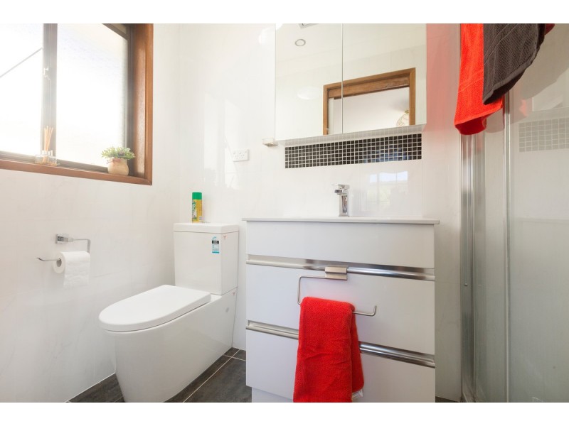 50 Brudenell Drive, Jerrabomberra NSW 2619