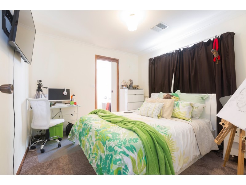 50 Brudenell Drive, Jerrabomberra NSW 2619