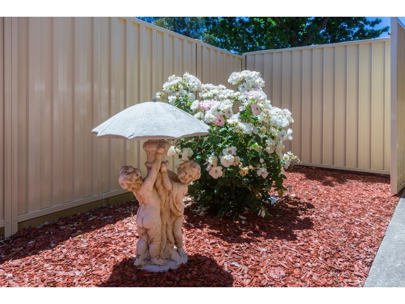 50 Brudenell Drive, Jerrabomberra NSW 2619